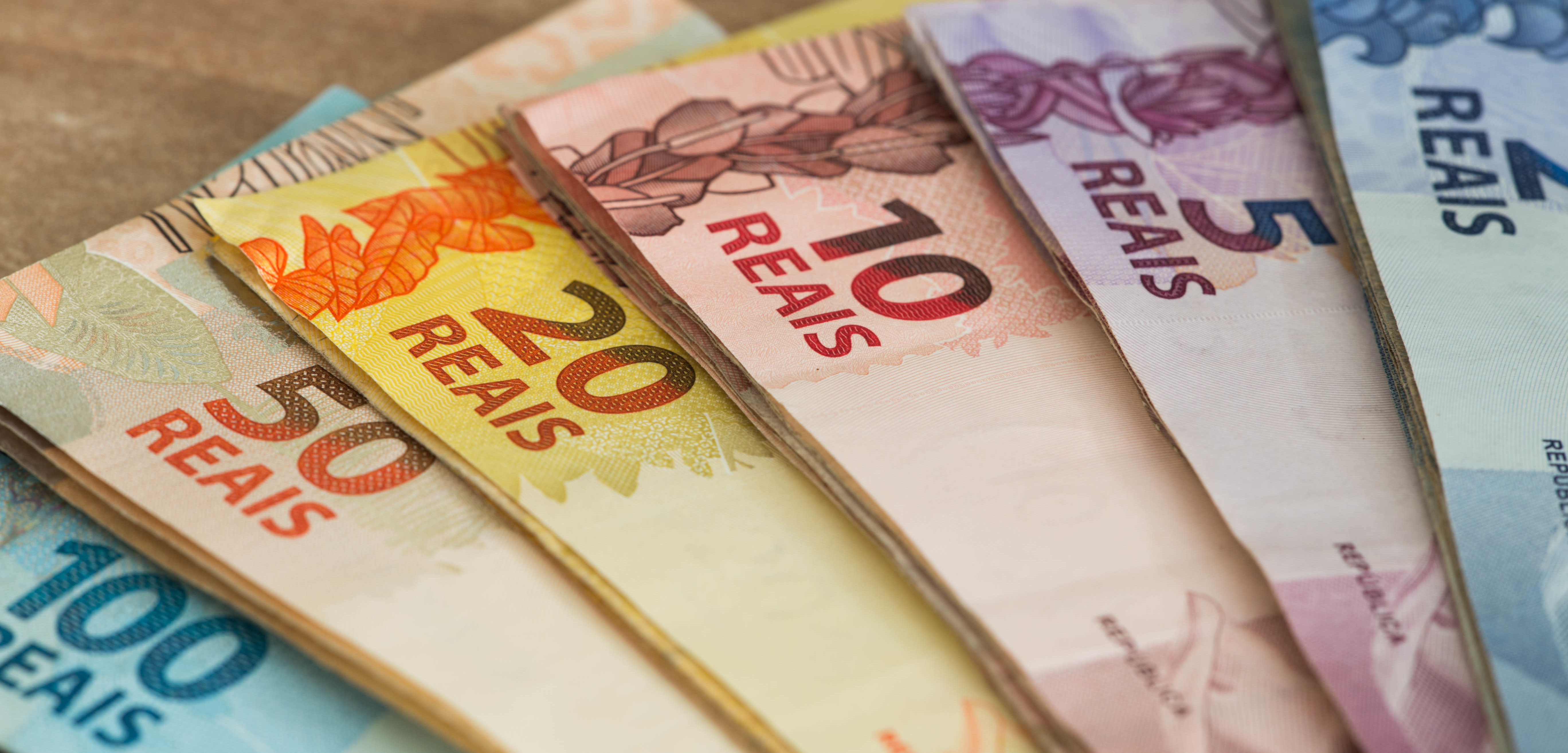 Brazilian money / different nominal